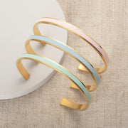 STRAIGHTEN YOUR CROWN COLOR BANGLE